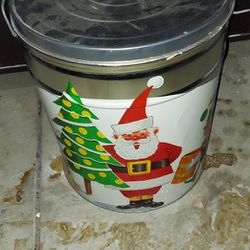 Vintage  Christmas  Popcorn Tin