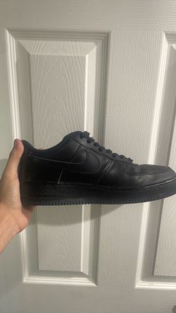 Black Nike Air Force’s