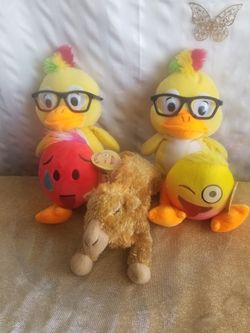 5 Plush lot 1 Aurora 2 Fiesta and 2 generic emojis Pre-Owned