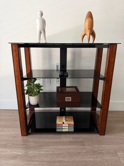 TV Stand / Entertainment Center