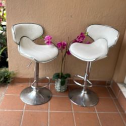 (2) Vinyl Bar Stools White Fancy $59