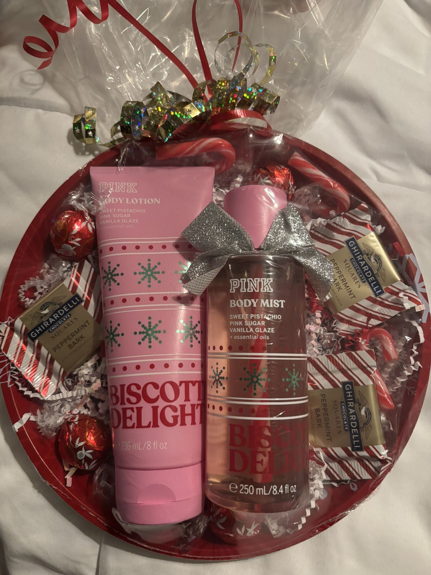 20$ Christmas Baskets