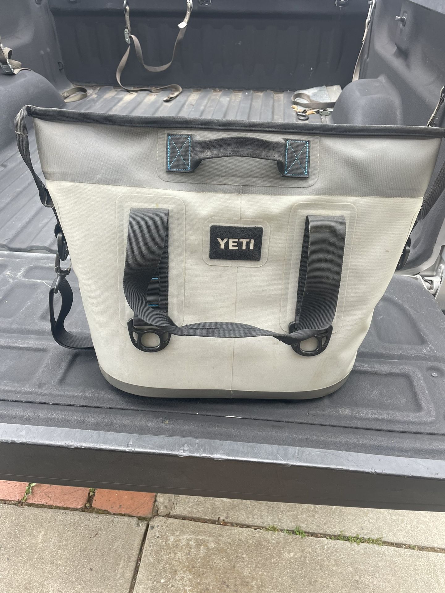 Yeti Hopper Two 30 Soft Cooler