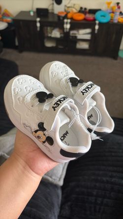 Brand new toddler shoes