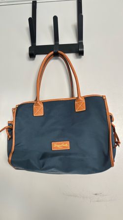 Dooney & Bourke purse