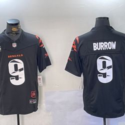 Cincinnati Bengals 9# Joe Burrow Black Limited Jersey, S to 3XL, NWT