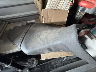 2017 Yamaha Fz-09 Seat