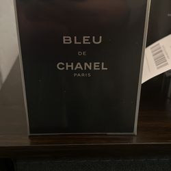 Chanel De Bleu