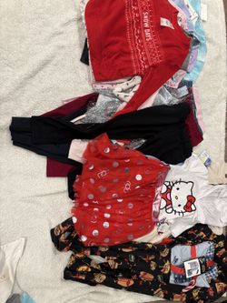 25 Girls NWT clothing bundle size small