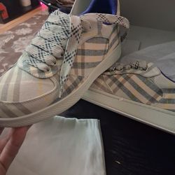 Burberry Shoes