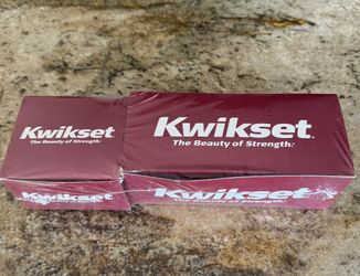 KWIKSET $15 Deal - New Door Lock & Deadbolt Satin Nickel Never Used Sealed In Box