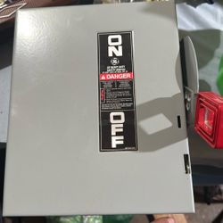 GE Safety Disconnect Switch 