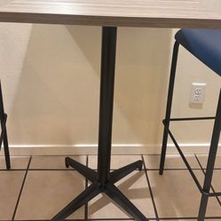 Small Bar Dinner Table!