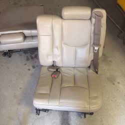 GM GMC CHEVY TAHOE 3rd Row Seats Clean 