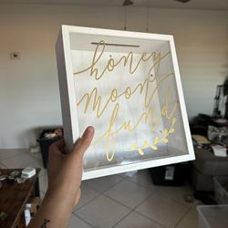 Honeymoon Fund Box - Gold