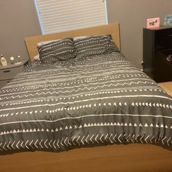 IKEA Queen Sized Bed 