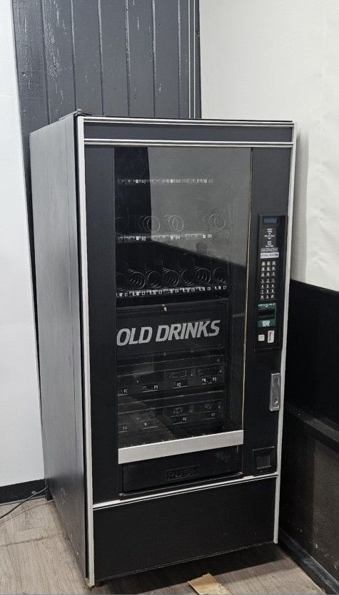 Crane National 474 Vending Machine