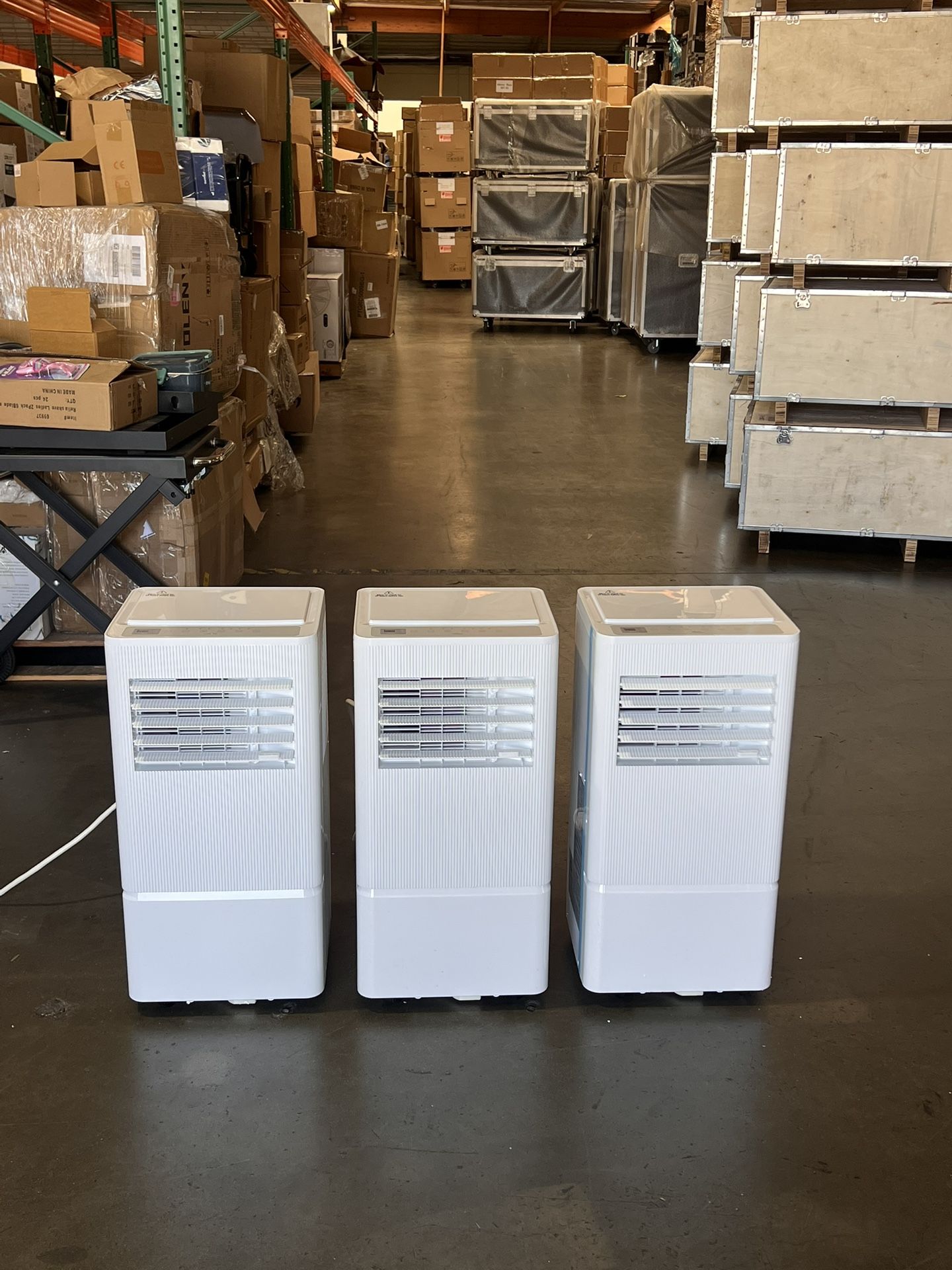 Brand new! 10000BTU portable air conditioner (return or exchange within 15 days without any reason)