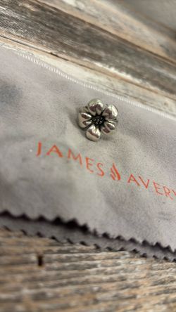 Flower ring