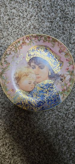 Knowles 1987 Rare  8 Inch Collectors Plate Catherine & Heather Limited Gold Fill