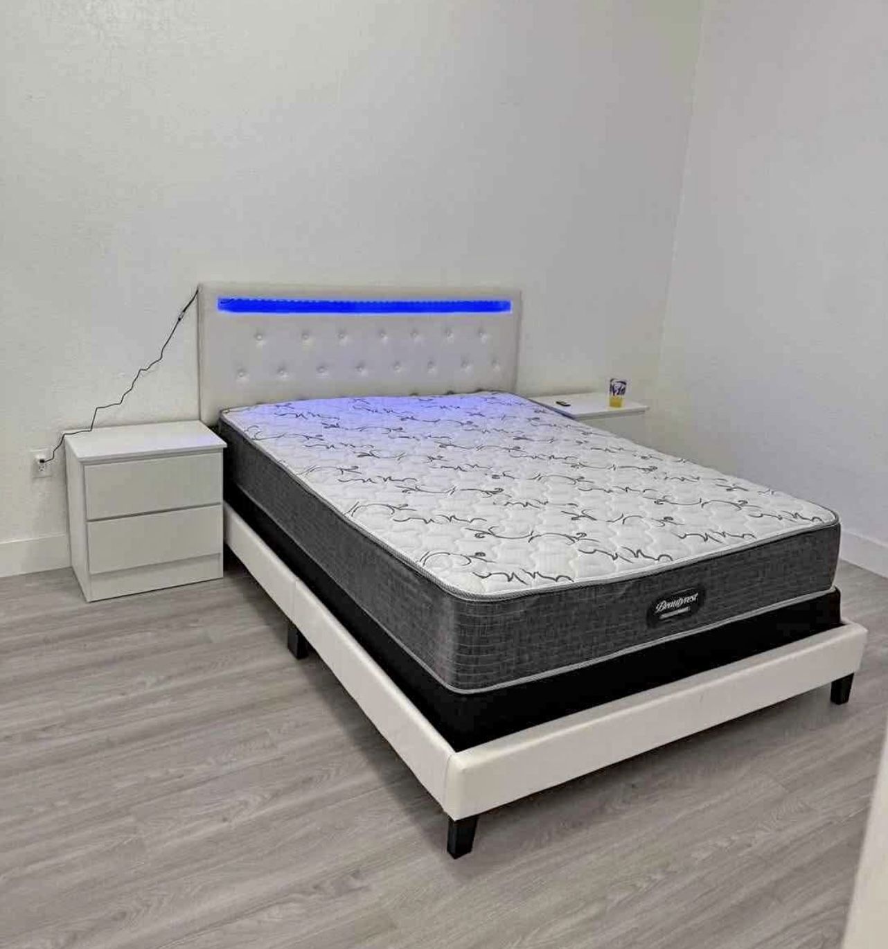 Bedroom Set - Juego De Cuarto