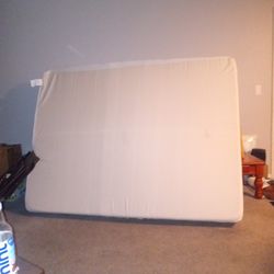 Queen Memory Foam Mattress 