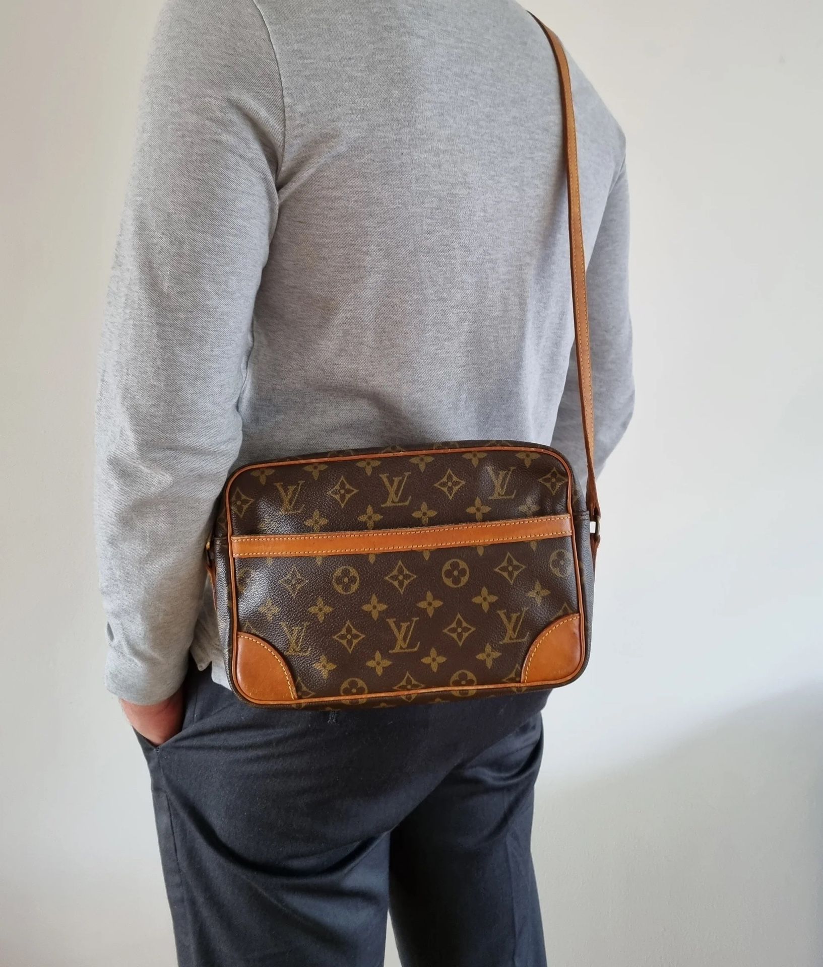 Louis Vuitton Trocadero 27 Monogram Crossbody Bag