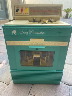 Vintage 1960’s Suzy Homemaker Dishwasher and Sink