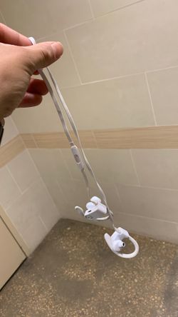 Beats 3 wireless white