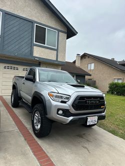 Toyota Tacoma 4x4 single cab