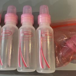 Dr.browns 8oz Pink Bottles 4ct With Extra Pieces 