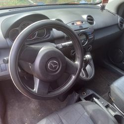 2011 Mazda 2 