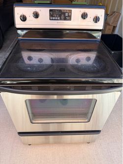 $150 O.B.O Fully Functioning Stove