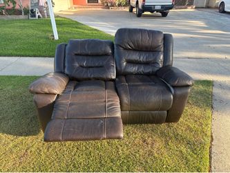 FREE lazy boy style couch -