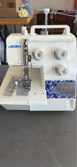 JUKI MCS-1700QVP Quilt Virtuoso Pro Coverstitch & Chain Stitch Sewing Machine