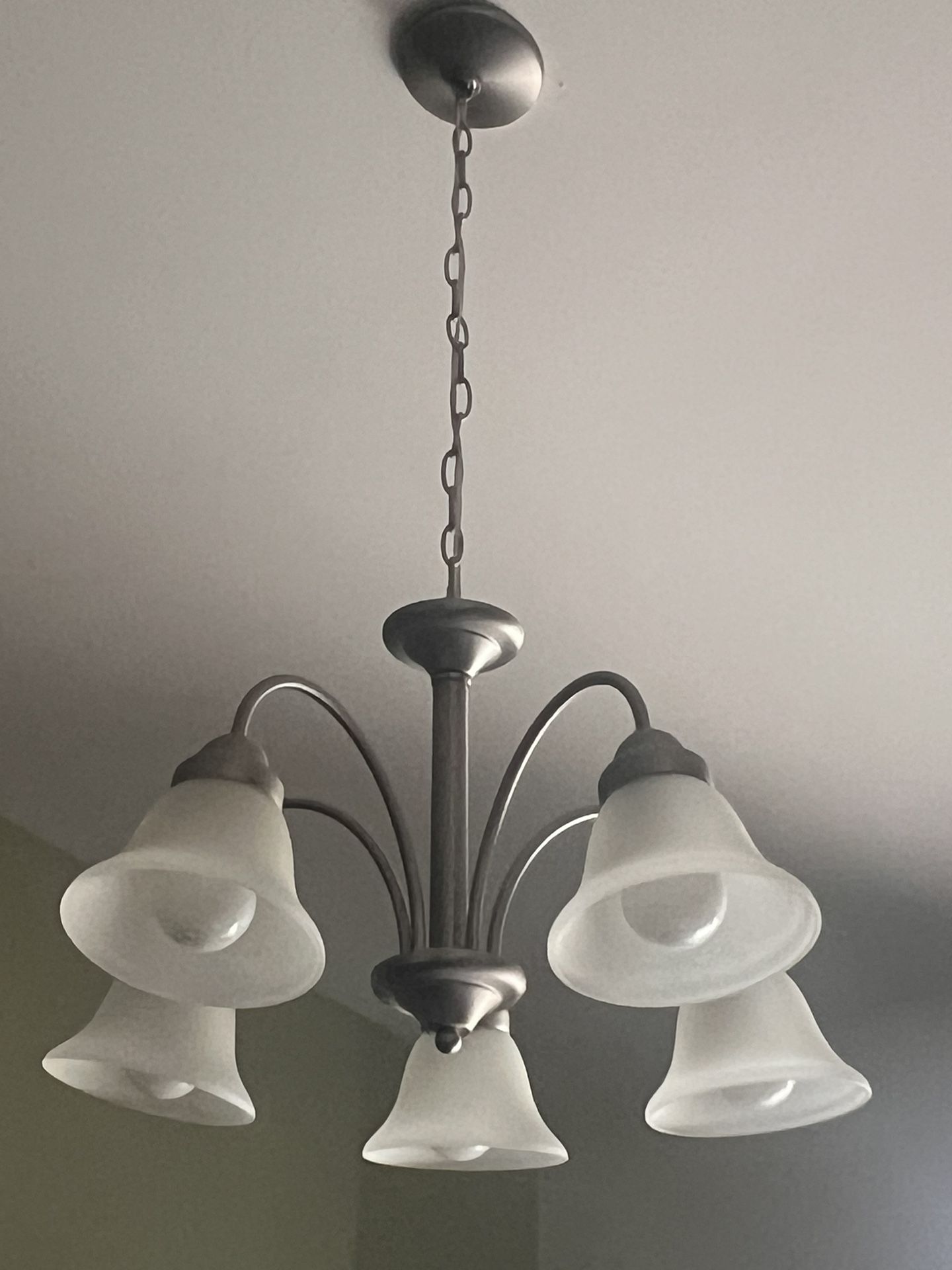 Light fixtures