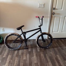 Kink BMX bike