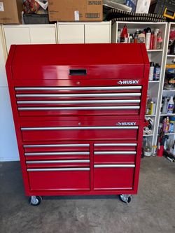 HUSKEY TOOL BOX