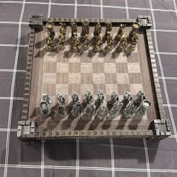 Medieval Times Crusade Warrior Knights Chess Set