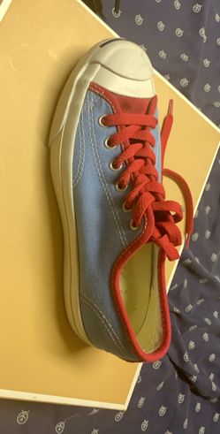 Converse shoes size 7