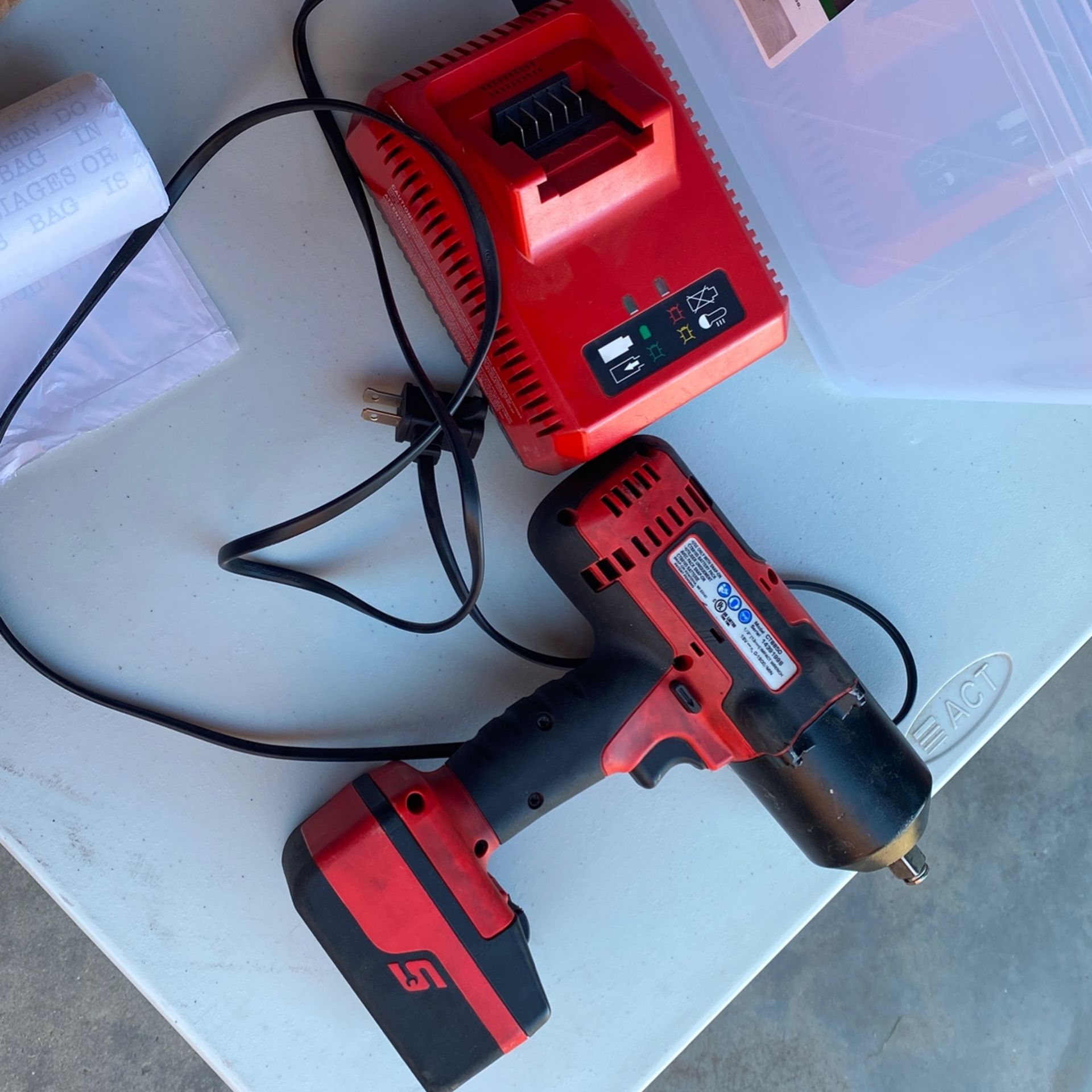 SNAP ON Half Inch Gun