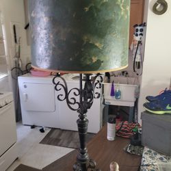 Vintage Lamp Excellent Condition!$50