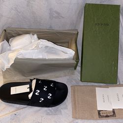 Supreme Louis Vuitton slides for Sale in New York, NY - OfferUp