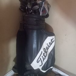 Golfing Clubs/Caddy