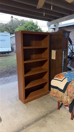 Wooden Book Shelf