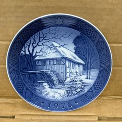 Royal Copenhagen 1976 Annual Christmas Plate Vibæk Water-Mill Blue Porcelain Denmark LIKE NEW  Be sure to see my several other Royal Copenhagen Annual