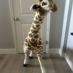 Melissa And Dough Plush Giraffe 