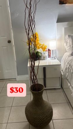 Decorative artificial plant