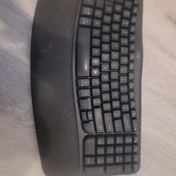 Ergonomic Logi Computer Keyboard USB Connection And Bluetooth 