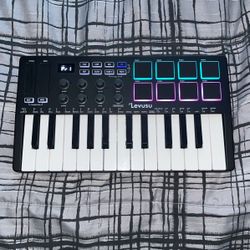 MIDI Keyboard 